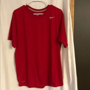 Nike Men's Red Short Sleeve Tee